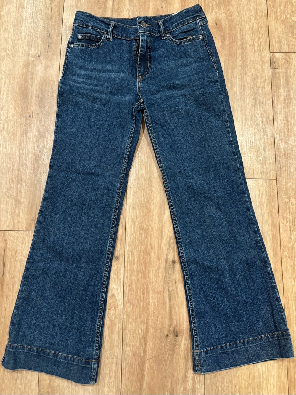 Girl’s 14 Wranglers Dark Blue Bootcut Jeans
